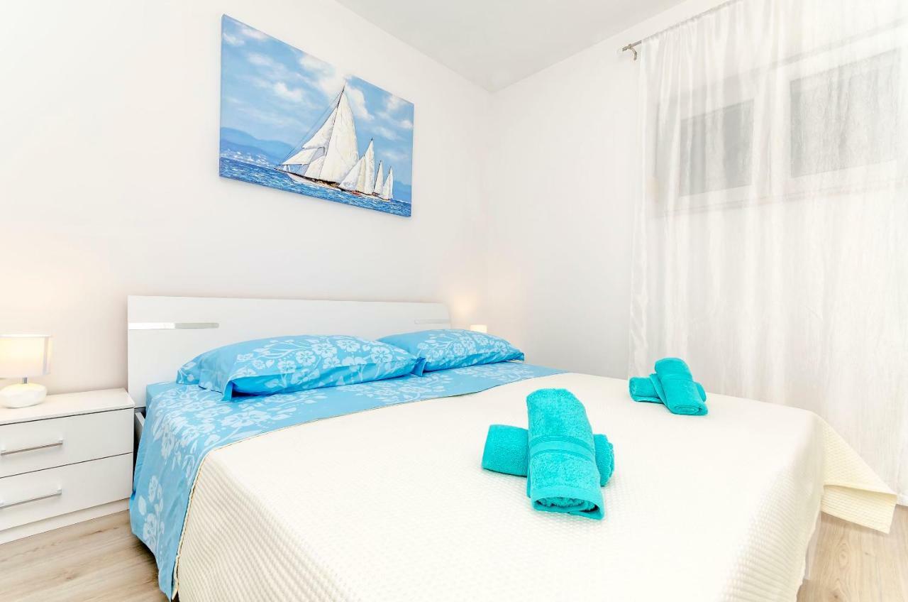 Apartment Mia Trogir Buitenkant foto